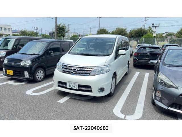 Nissan SERENA 2009-06 8132275-1