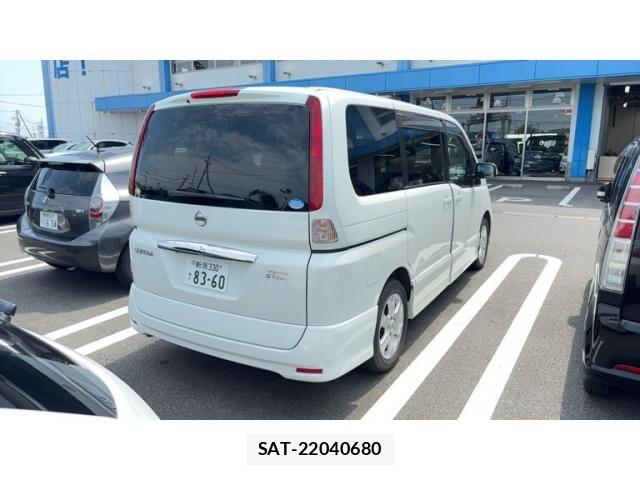 Nissan SERENA 2009-06 8132275-2