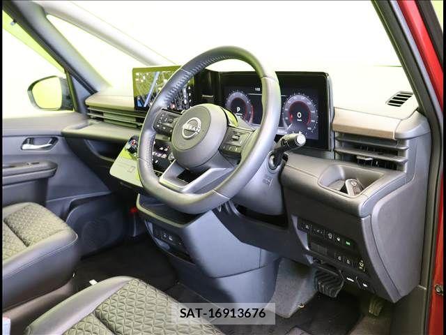 Nissan SERENA 2023-04 8132243-20