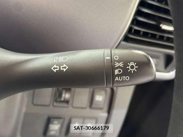 Nissan SERENA 2019-06 8132268-11