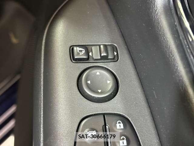 Nissan SERENA 2019-06 8132268-16