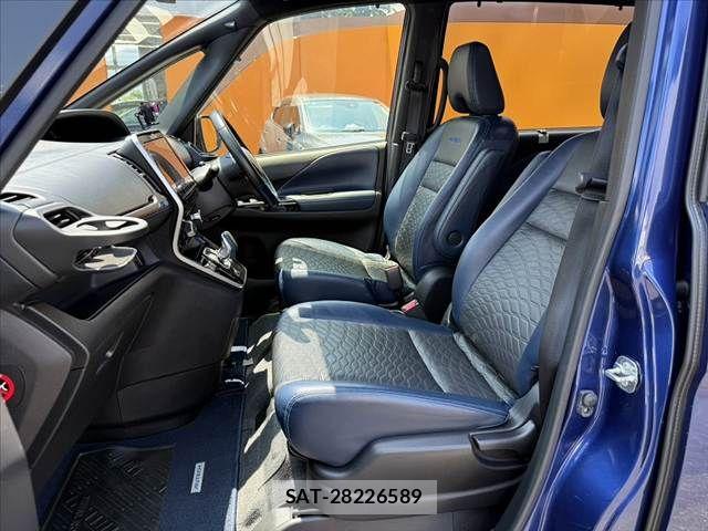 Nissan SERENA 2019-12 8132272-16