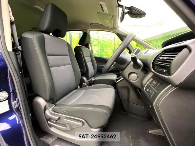 Nissan SERENA 2022-07 8132273-7