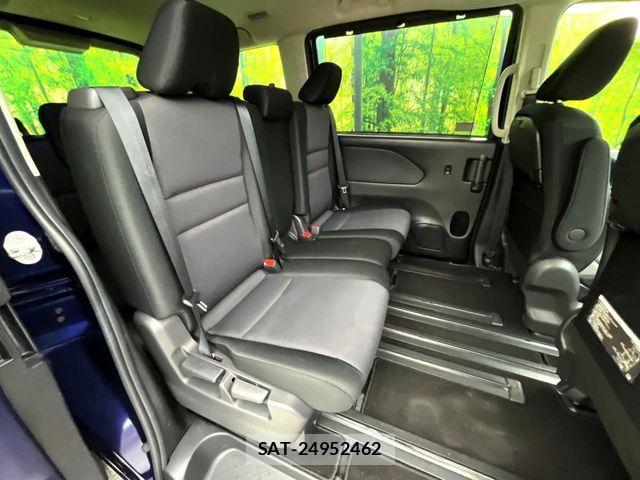 Nissan SERENA 2022-07 8132273-8