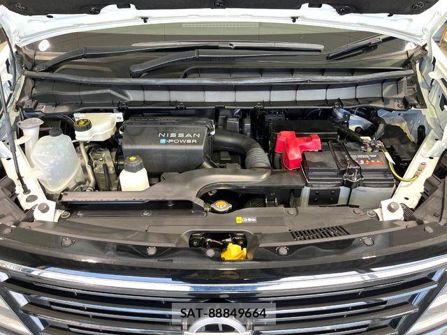 Nissan SERENA 2023-11 8146644-17