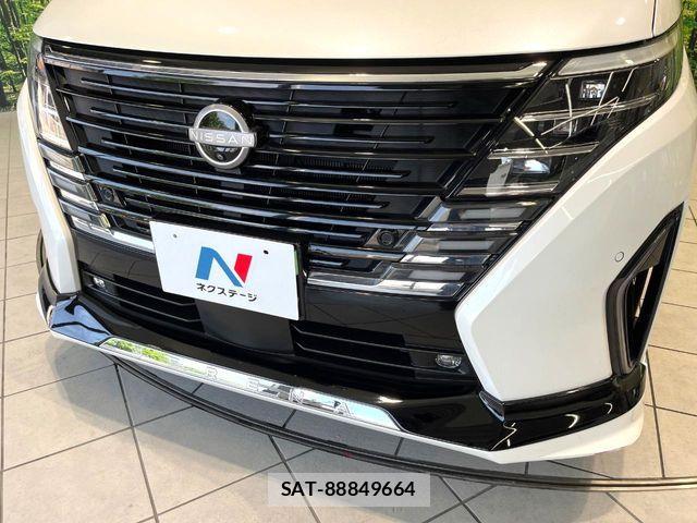 Nissan SERENA 2023-11 8146644-3
