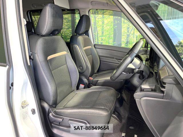 Nissan SERENA 2023-11 8146644-7