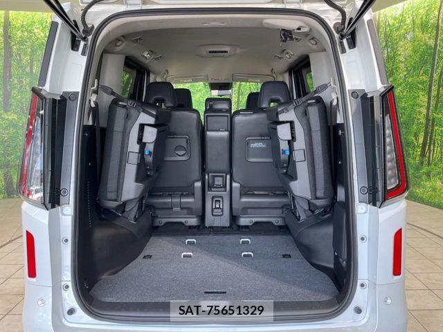 Nissan SERENA 2023-01 8146650-10