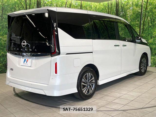 Nissan SERENA 2023-01 8146650-17