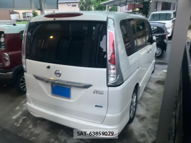 Nissan SERENA 2011-03 8146655-2