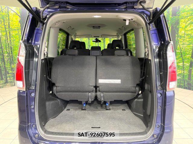 Nissan SERENA 2022-05 8146653-10