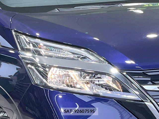 Nissan SERENA 2022-05 8146653-12