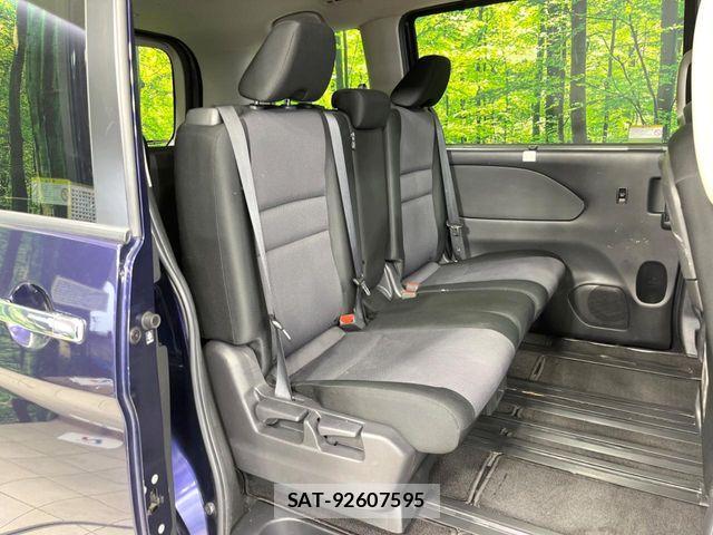 Nissan SERENA 2022-05 8146653-8