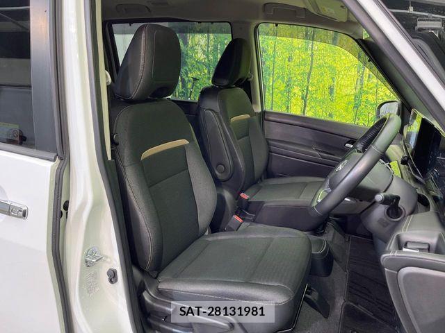 Nissan SERENA 2023-10 8146642-9