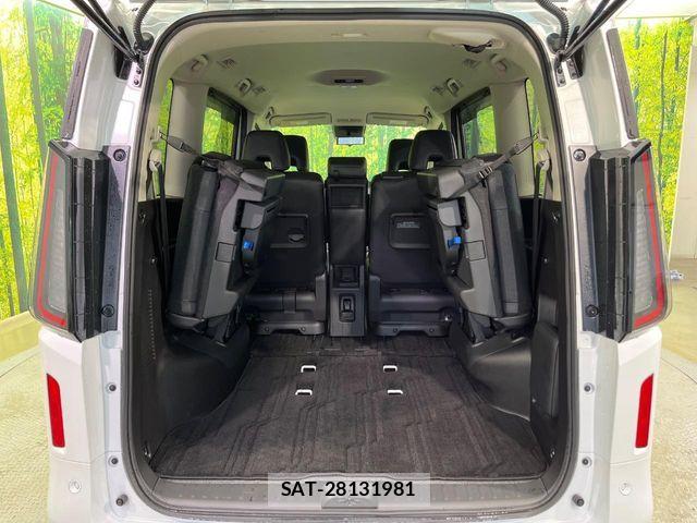 Nissan SERENA 2023-10 8146642-12