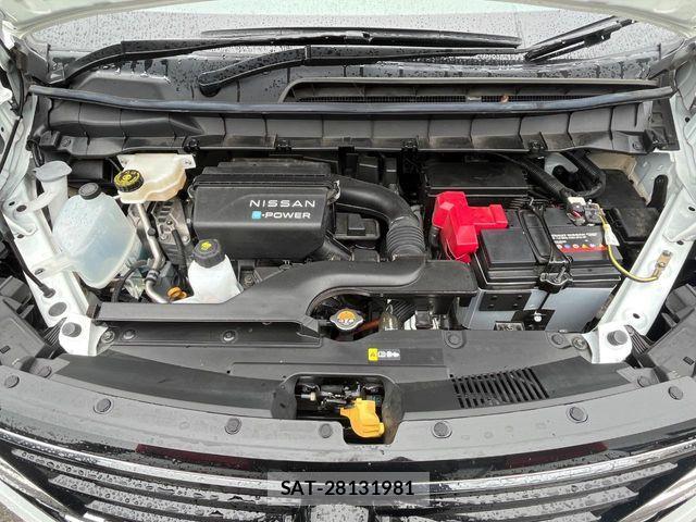 Nissan SERENA 2023-10 8146642-18
