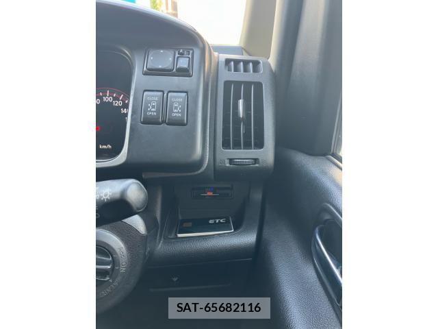 Nissan SERENA 2009-09 8159182-20