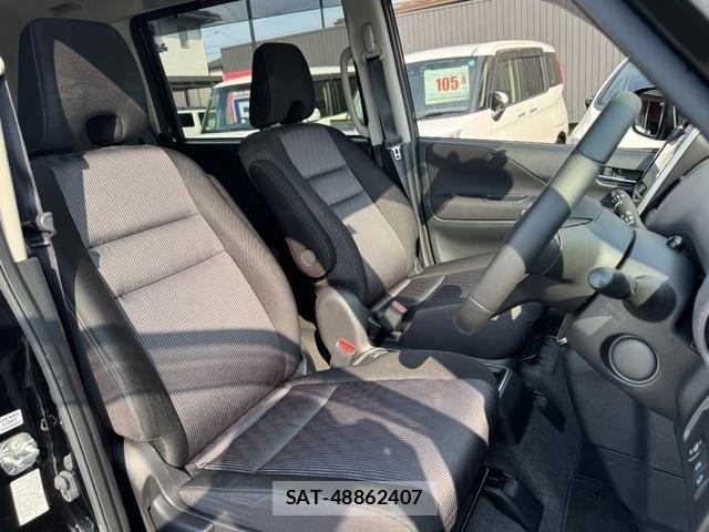 Nissan SERENA 2021-11 8159171-9