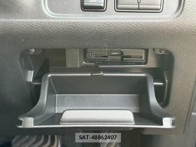 Nissan SERENA 2021-11 8159171-27