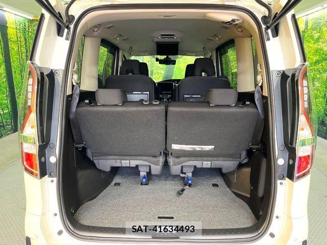 Nissan SERENA 2021-11 8159169-13