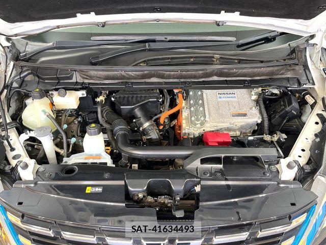 Nissan SERENA 2021-11 8159169-18