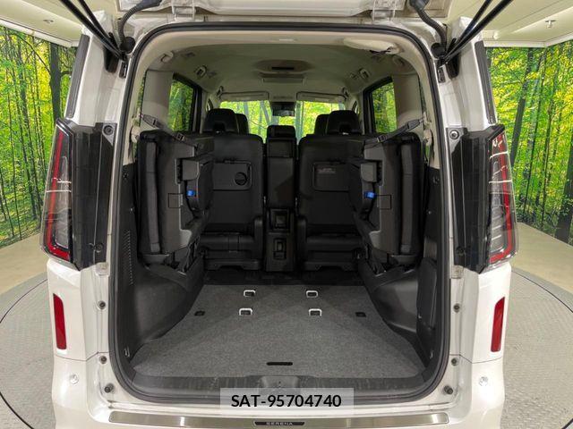 Nissan SERENA 2024-05 8159168-9