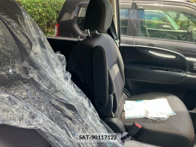 Nissan SERENA 2010-08 8159180-13