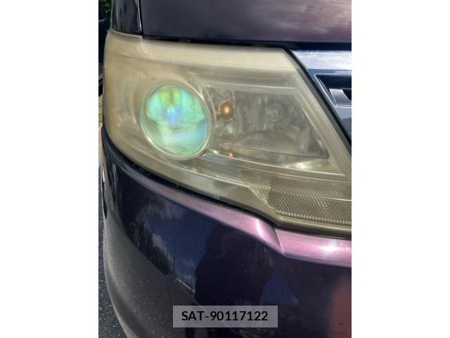 Nissan SERENA 2010-08 8159180-4