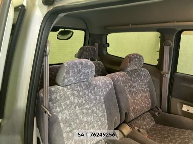Nissan SERENA 2001-07 8159181-11