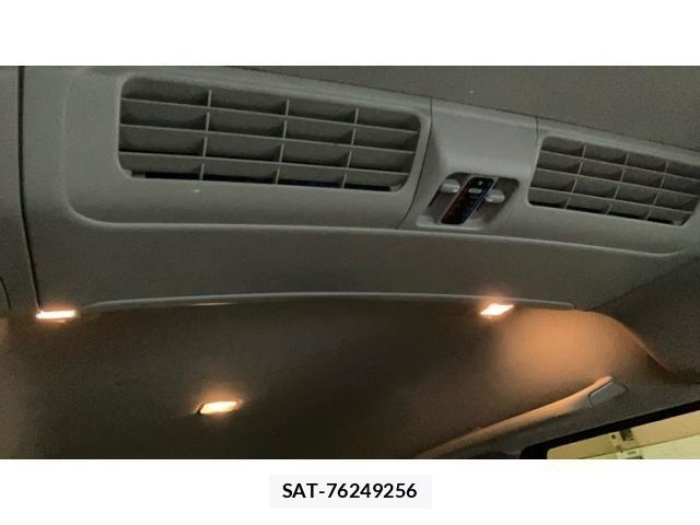 Nissan SERENA 2001-07 8159181-28