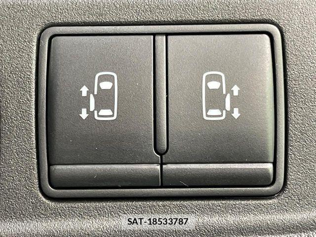 Nissan SERENA 2018-07 8159172-3
