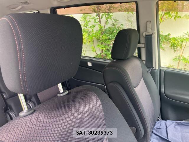 Nissan SERENA 2012-01 8159187-14