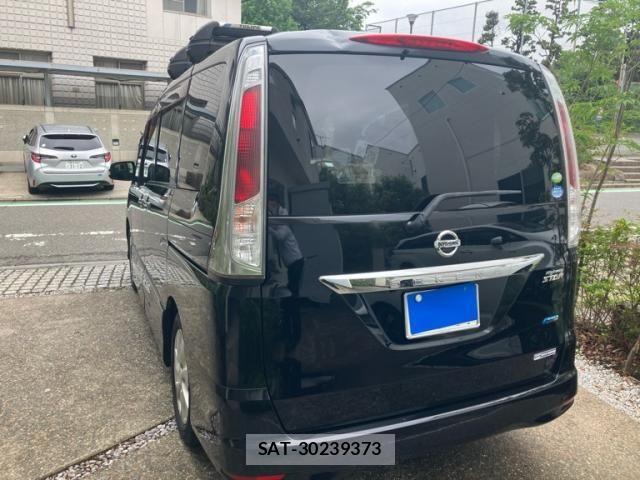 Nissan SERENA 2012-01 8159187-5