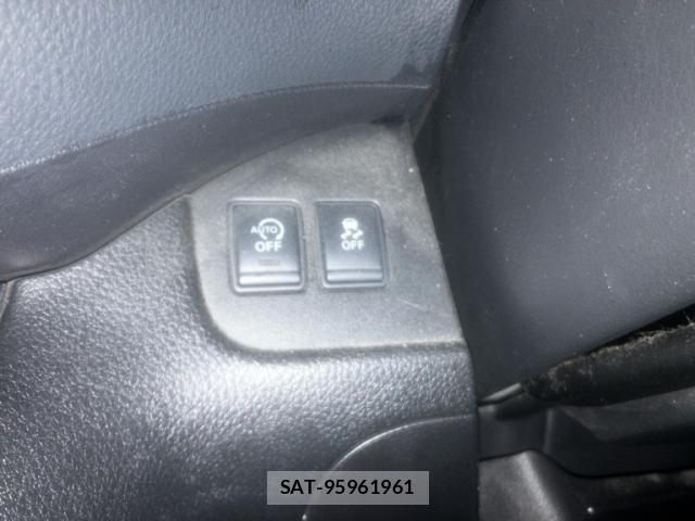 Nissan SERENA 2011-02 8159185-9
