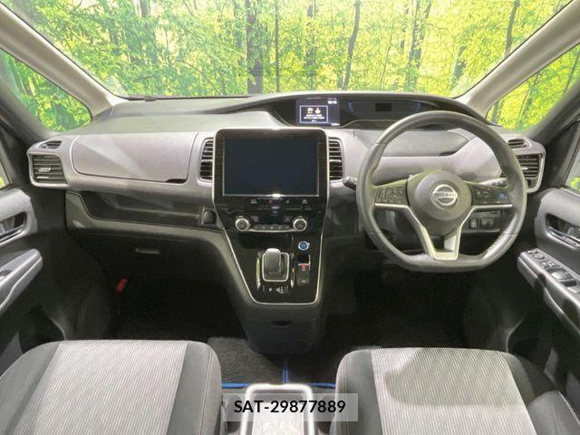 Nissan SERENA 2021-09 8210053-1