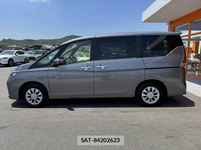 Nissan SERENA 2022-07 8210077-11