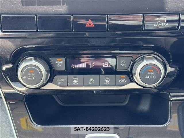 Nissan SERENA 2022-07 8210077-22