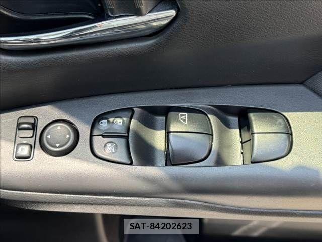 Nissan SERENA 2022-07 8210077-27