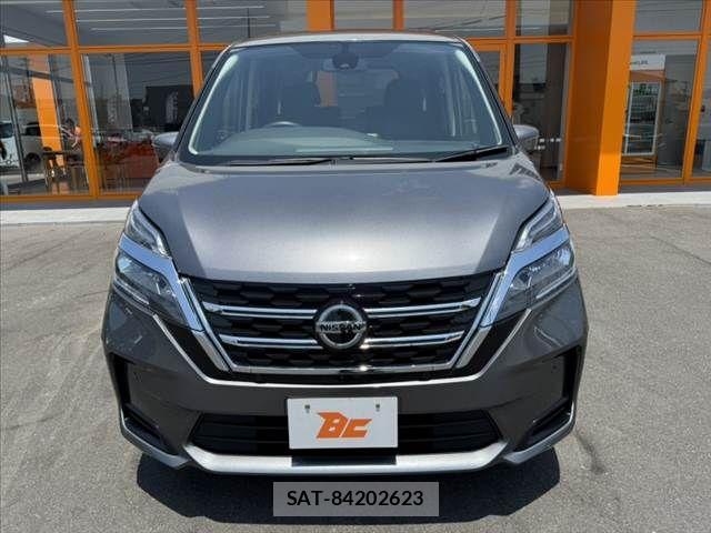 Nissan SERENA 2022-07 8210077-8