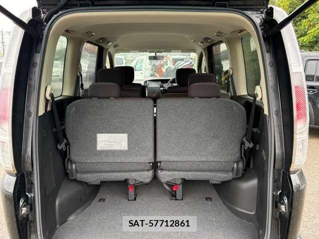Nissan SERENA 2010-10 8210088-21