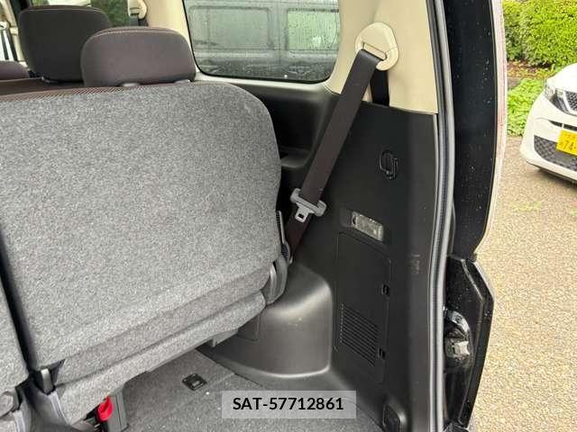 Nissan SERENA 2010-10 8210088-23