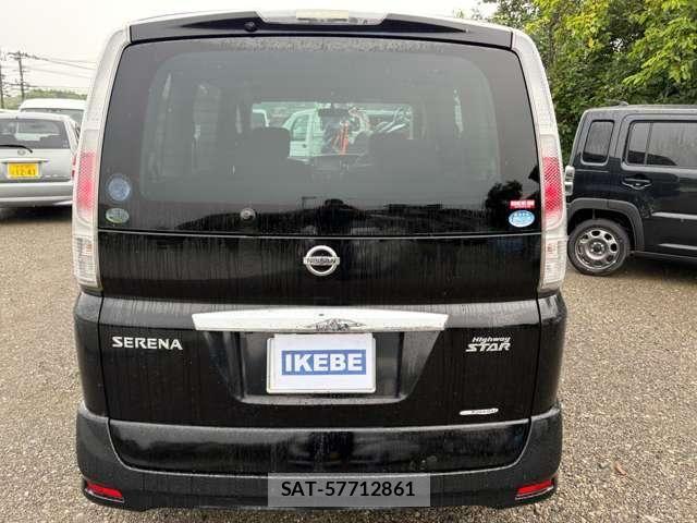 Nissan SERENA 2010-10 8210088-5