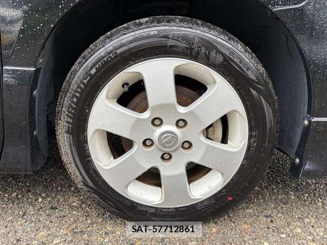 Nissan SERENA 2010-10 8210088-7