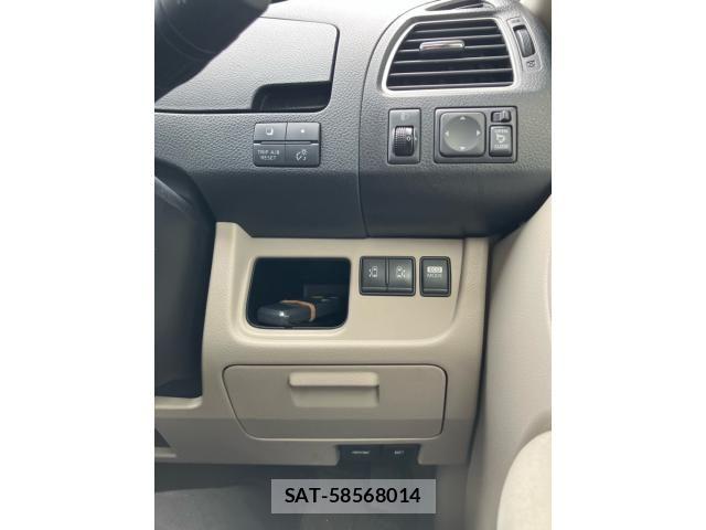 Nissan SERENA 2012-03 8210094-9
