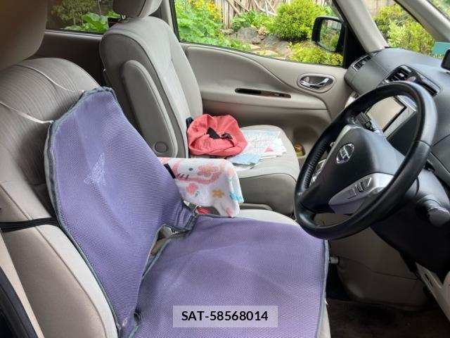 Nissan SERENA 2012-03 8210094-2
