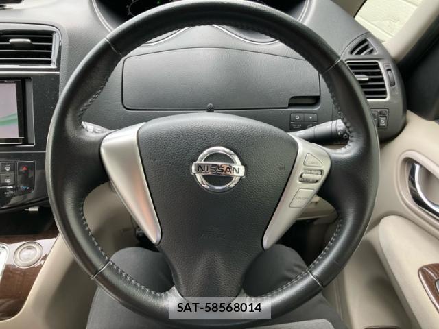 Nissan SERENA 2012-03 8210094-8