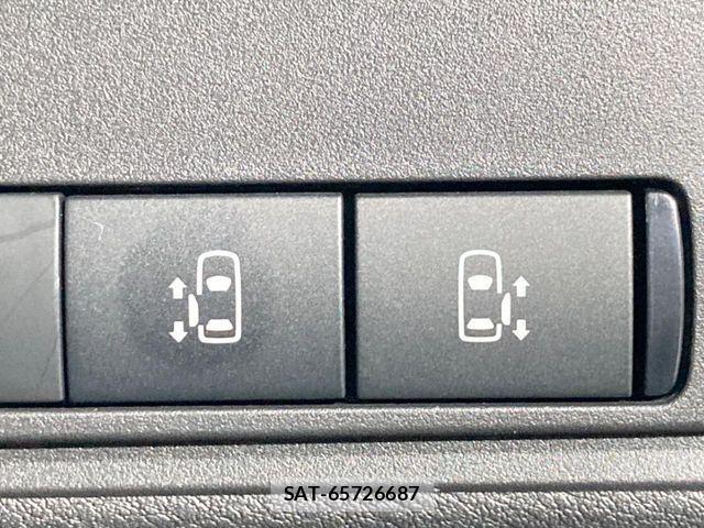 Nissan SERENA 2023-10 8210026-5