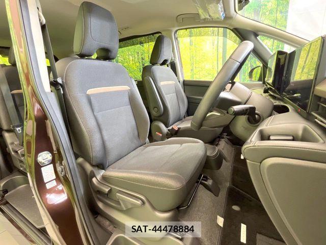 Nissan SERENA 2024-03 8210045-9
