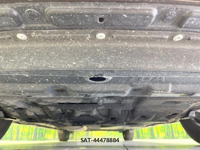 Nissan SERENA 2024-03 8210045-17