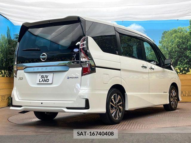 Nissan SERENA 2021-09 8210059-16